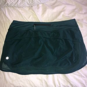 Lululemon Skirt!! BARLEY WORN!!!!